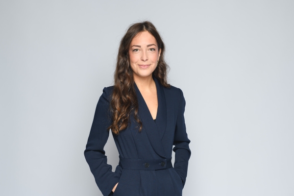 portrait corporate fond gris